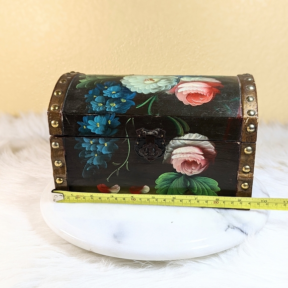 Vintage Hand Painted Roses Wood Jewelry Trinket Box Trunk Leather Trim - Picture 3 of 12